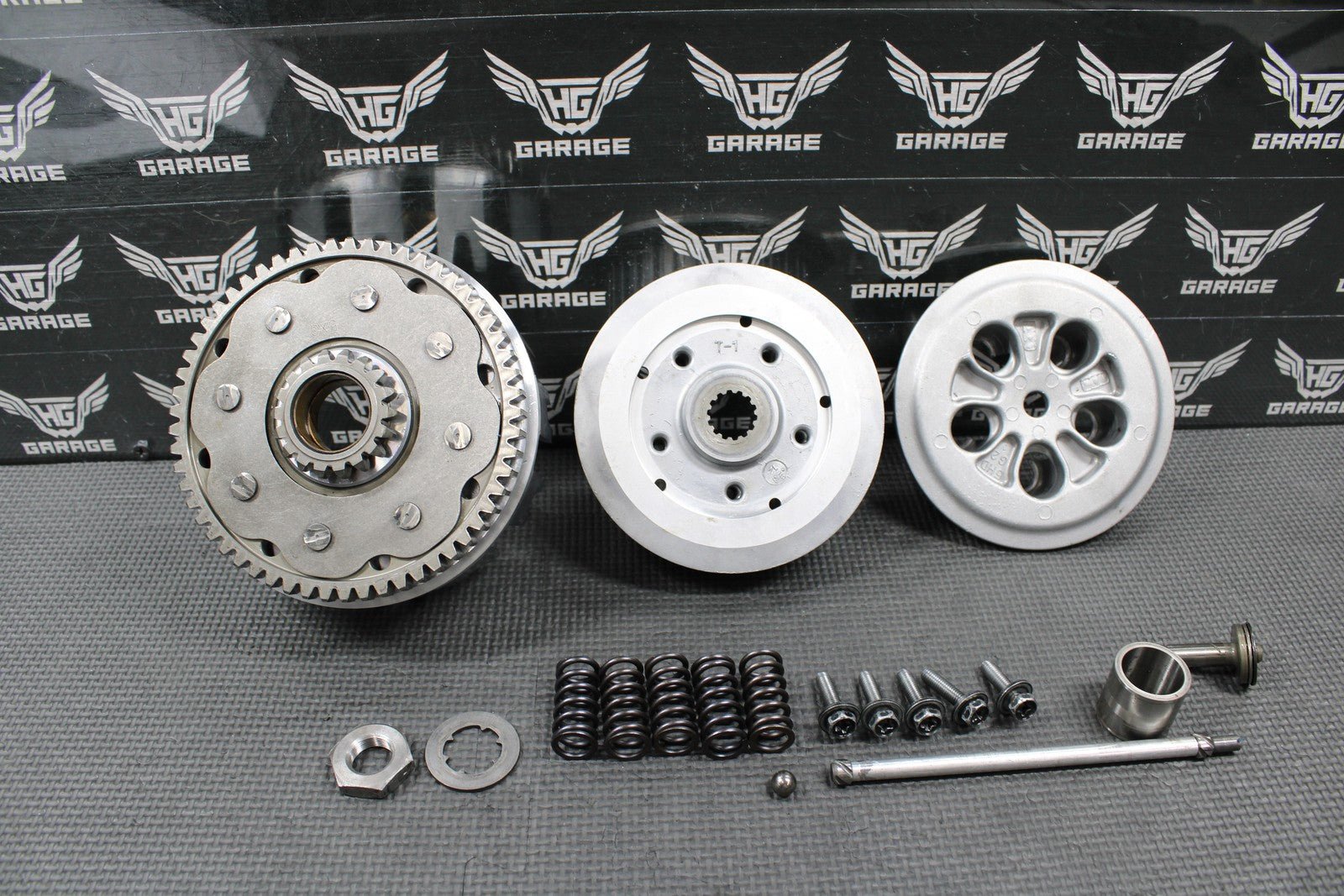 2010 09 - 13 YAMAHA YZ250F OEM CLUTCH W BASKET HUB PRESSURE PLATE 5XC - 16150 - 10 - 00 - hggarage
