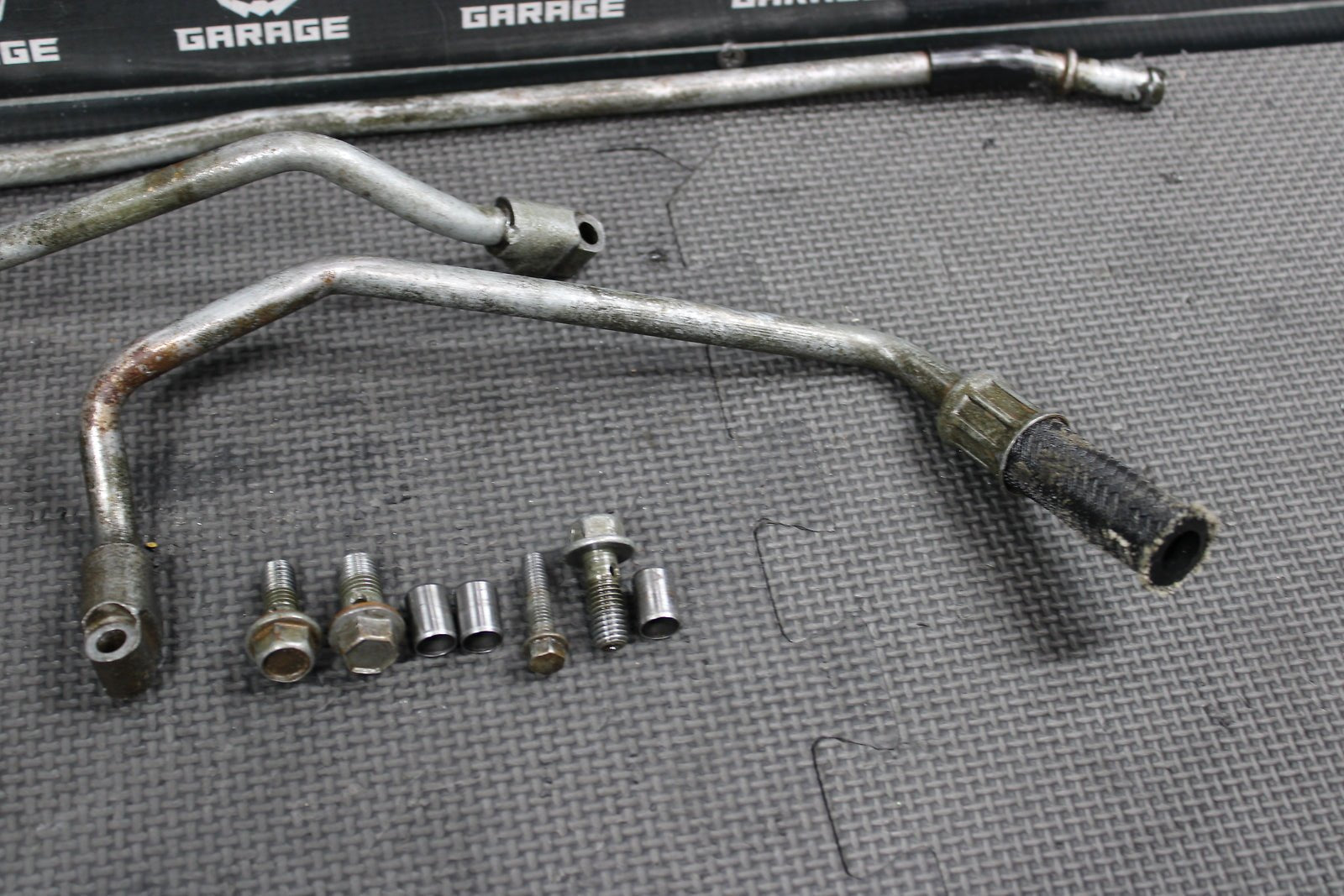 1998 YAMAHA YZ400F OEM ENGINE MOTOR OIL HOSE PIPES ASSEMBLY 5BE - 13416 - 00 - 00 - hggarage