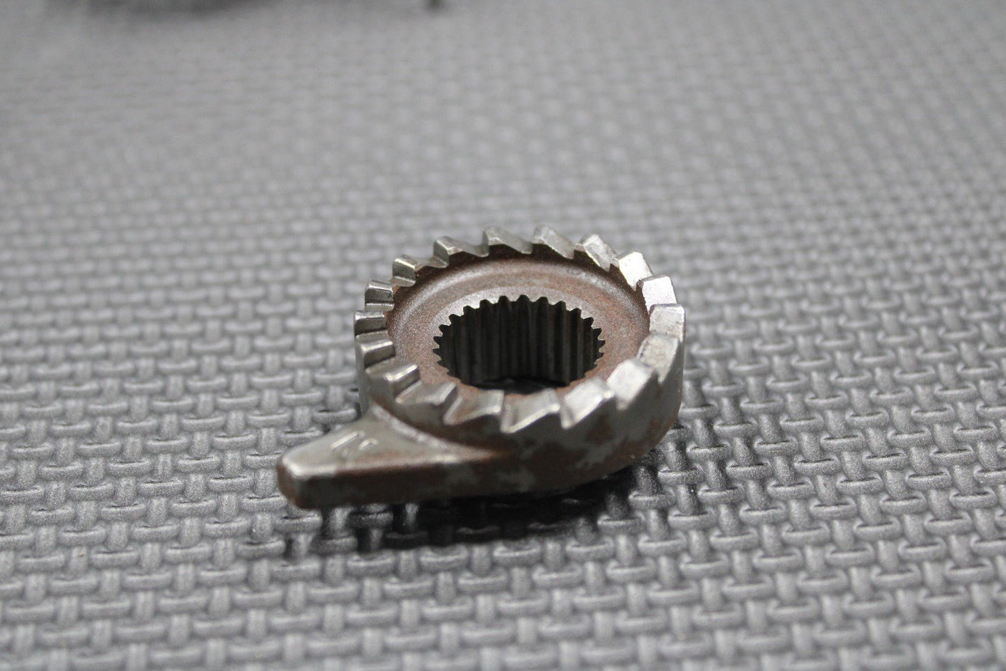 2001 HONDA CR250R OEM KICKSTART KICK STARTER SHAFT GEAR RATCHET 28221 - KZ3 - A10 - hggarage