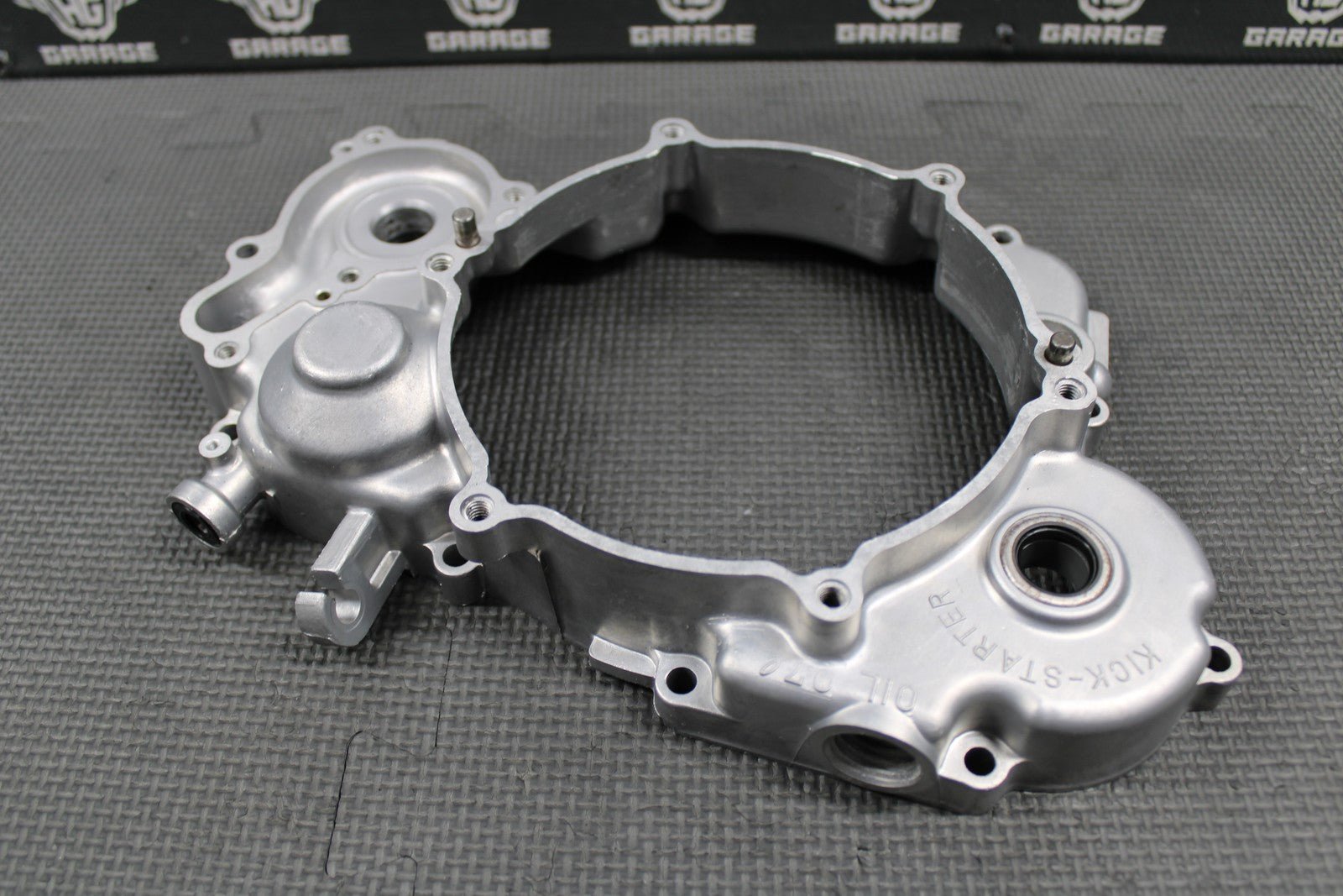 1991 KAWASAKI KX125 OEM RIGHT SIDE CRANKCASE INNER CLUTCH COVER 14032 - 1295 NICE - hggarage