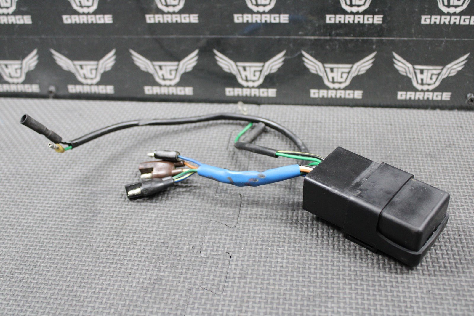 1987 1988 HONDA CR250R OEM CDI ECU COMPUTER IGNITION UNIT BOX 30400 - KS7 - 832 NICE - hggarage