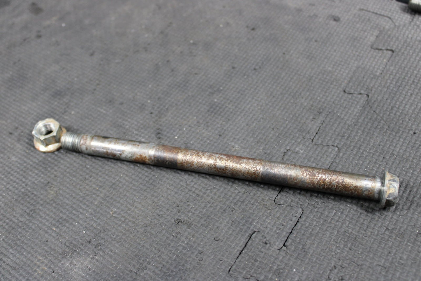 2004 KAWASAKI OEM FRONT WHEEL RIM AXLE PIVOT BOLT SWINGARM BOLT 41068 - 0013 - hggarage