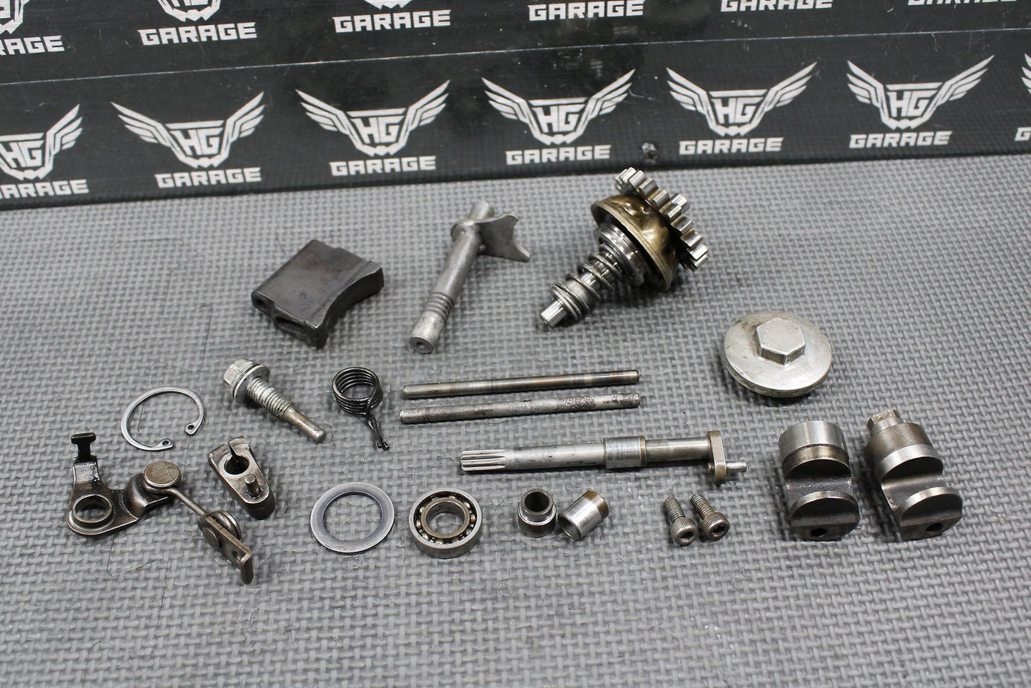 1994 HONDA 92 - 99 CR250R OEM EXHAUST POWER VALVE POWERVALVE GOVERNOR SHAFTS FLAP - hggarage