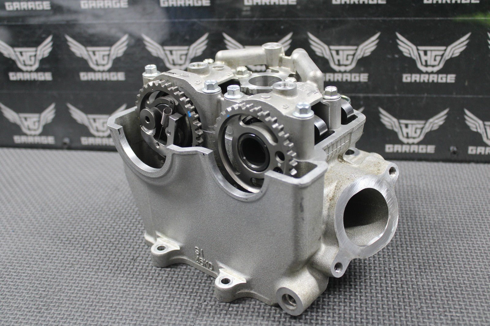2020 SUZUKI 19 - 25 RMZ250 OEM CYLINDER HEAD VALVES CAMSHAFT CAMS 11100 - 46K00 MINT - hggarage