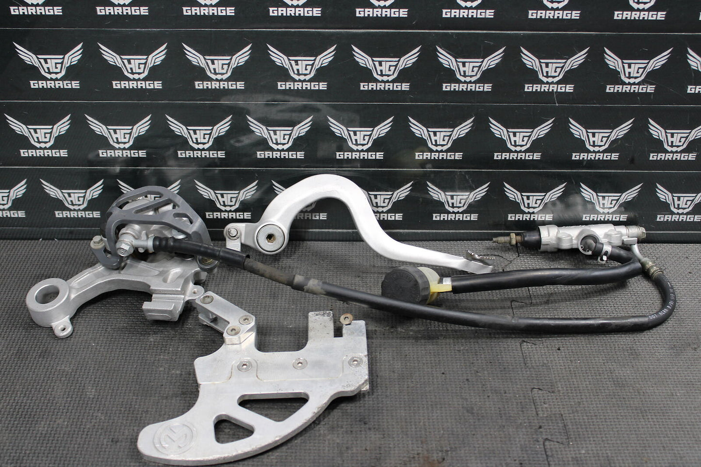 2002 SUZUKI RM250 K2 OEM NSSIN REAR BACK BRAKE CALIPER MASTER CYLINDER LEVER