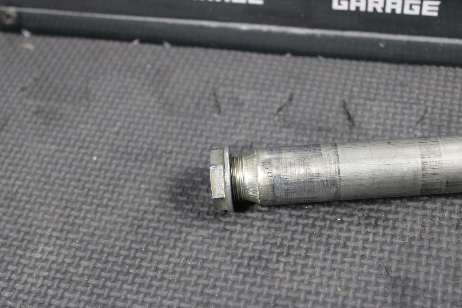 2008 SUZUKI RMZ250 OEM FRONT WHEEL RIM AXLE PIVOT BOLT 54711 - 35G00 - hggarage