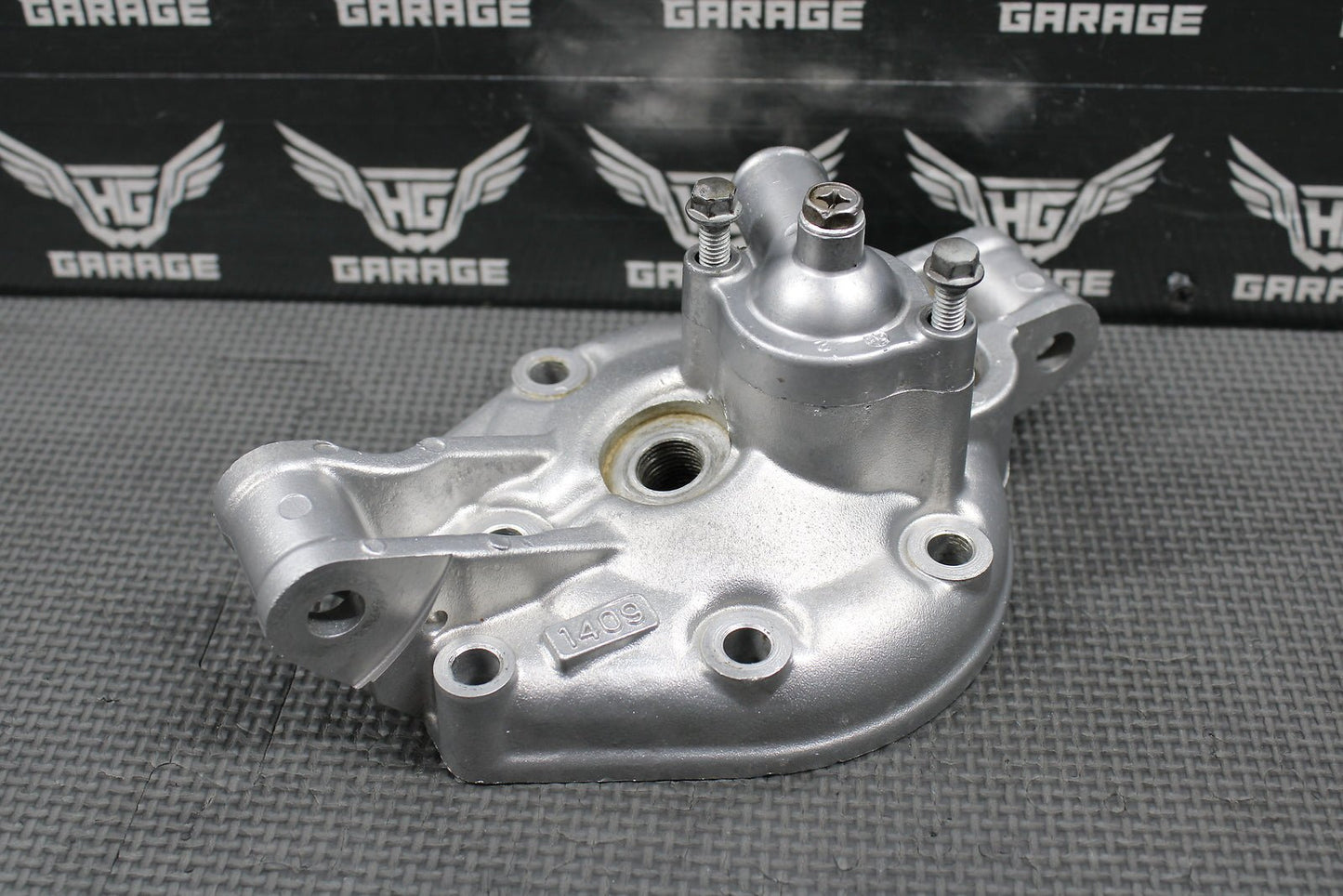 1999 95 - 06 KAWASAKI KDX200 OEM ENGINE MOTOR CYLINDER HEAD COVER DOME 11001 - 1409 - hggarage