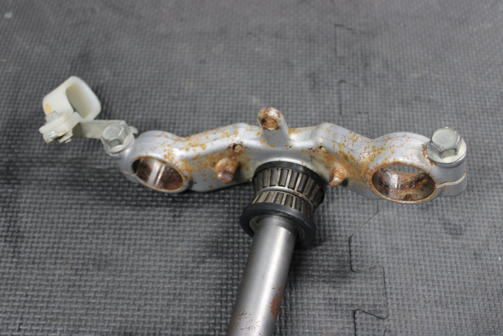 2002 KAWASAKI KX65 OEM FRONT FORKS LOWER UPPER TRIPLE TREE STEM CLAMP - hggarage