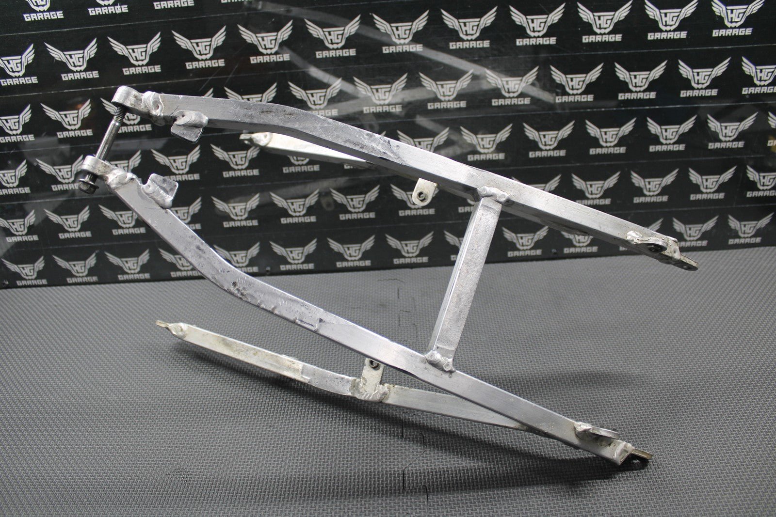 2000 2001 HONDA CR125 CR250R OEM REAR BACK SUB FRAME SUBFRAME 50200 - KZ3 - J30 GOOD - hggarage
