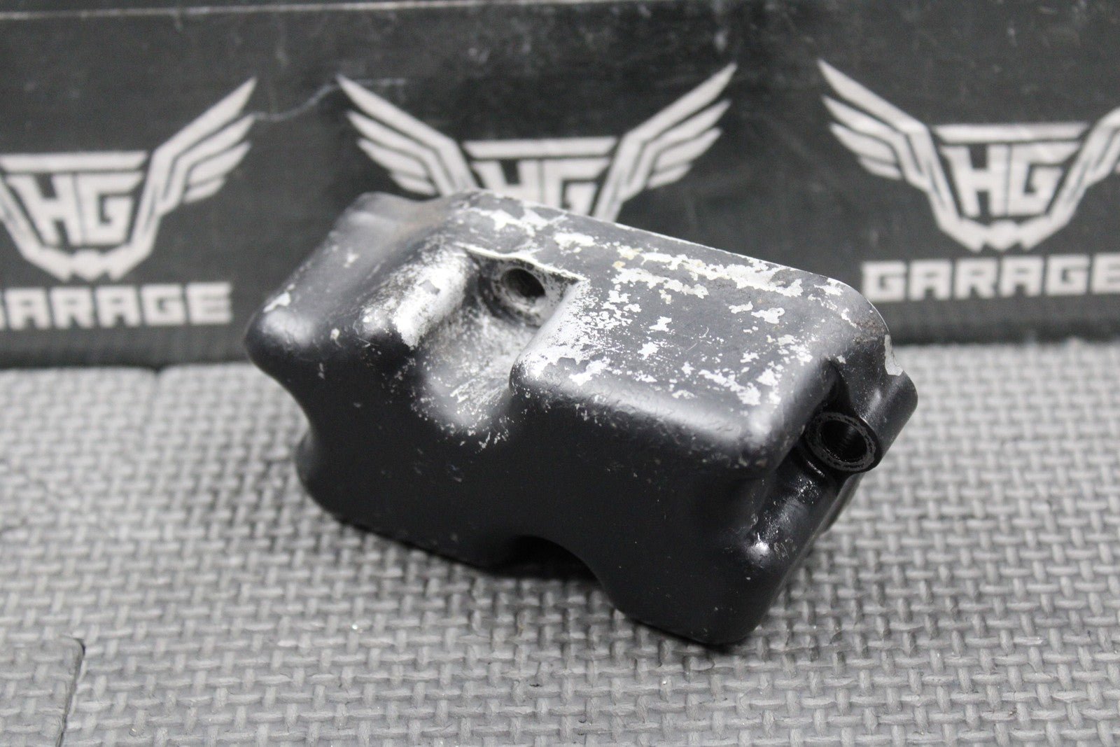 1987 1988 HONDA CR125R OEM ATAC EXHAUST MANIFOLD SUB CHAMBER COVER 18331 - KS6 - 700 - hggarage
