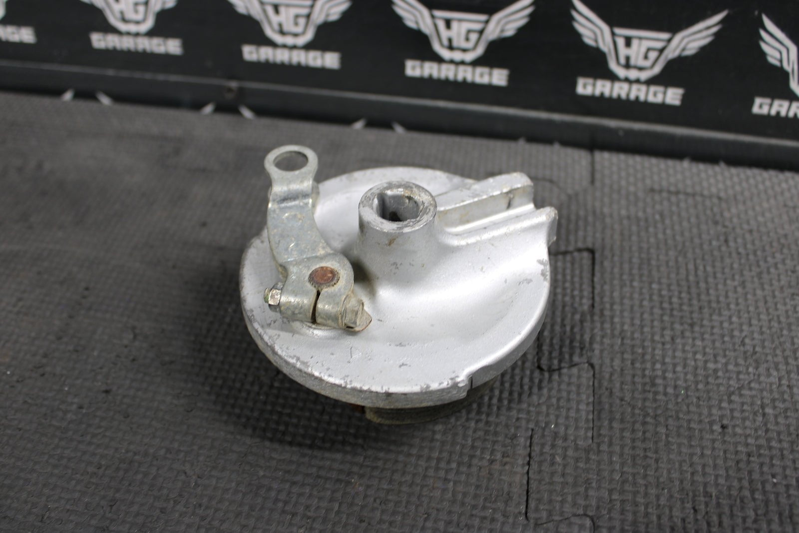 2000 HONDA 04 - 09 / 11 - 16 / 2018 / 20 - 22 CRF50F 00 - 03 XR50R OEM FRONT BRAKE DRUM - hggarage