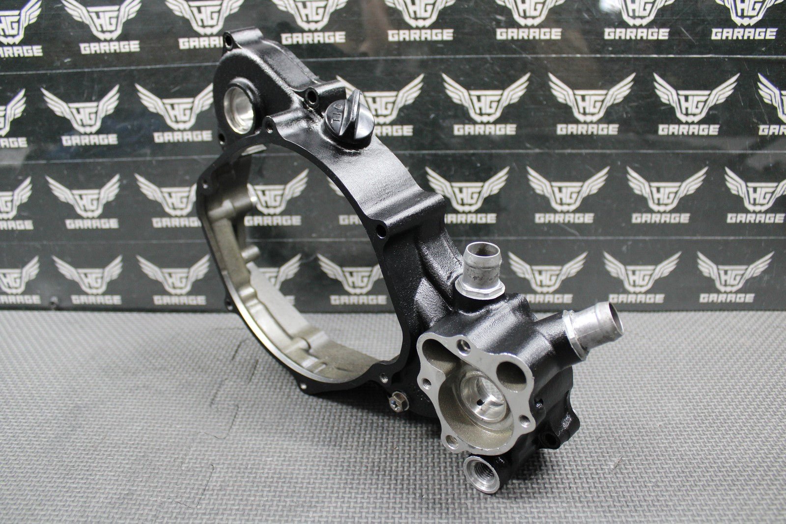 1988 1989 HONDA CR250R OEM RIGHT CRANKCASE INNER CLUTCH COVER 11340 - KS7 - 831 MINT - hggarage