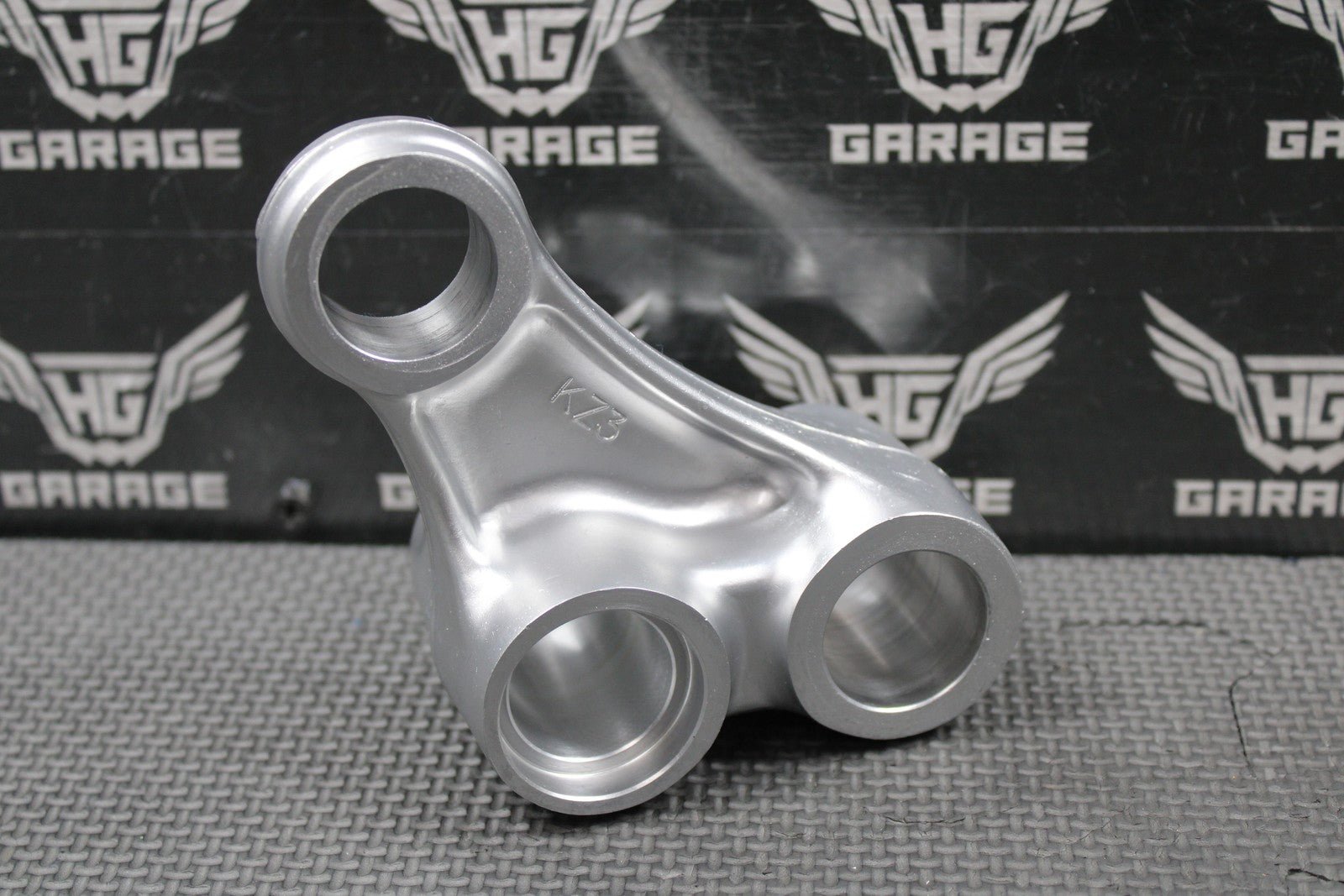 2001 96 - 01 HONDA CR500R OEM REAR SHOCK LINKAGE CUSHION ARM 52465 - MAC - 740 NICE! - hggarage