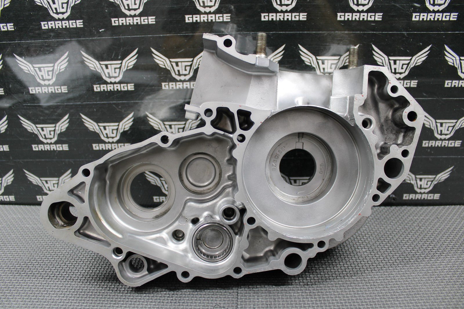 1995 SUZUKI RMX250 MODEL S OEM LEFT ENGINE MOTOR CRANKCASE CRANK CASE 11301 - 4486 - hggarage