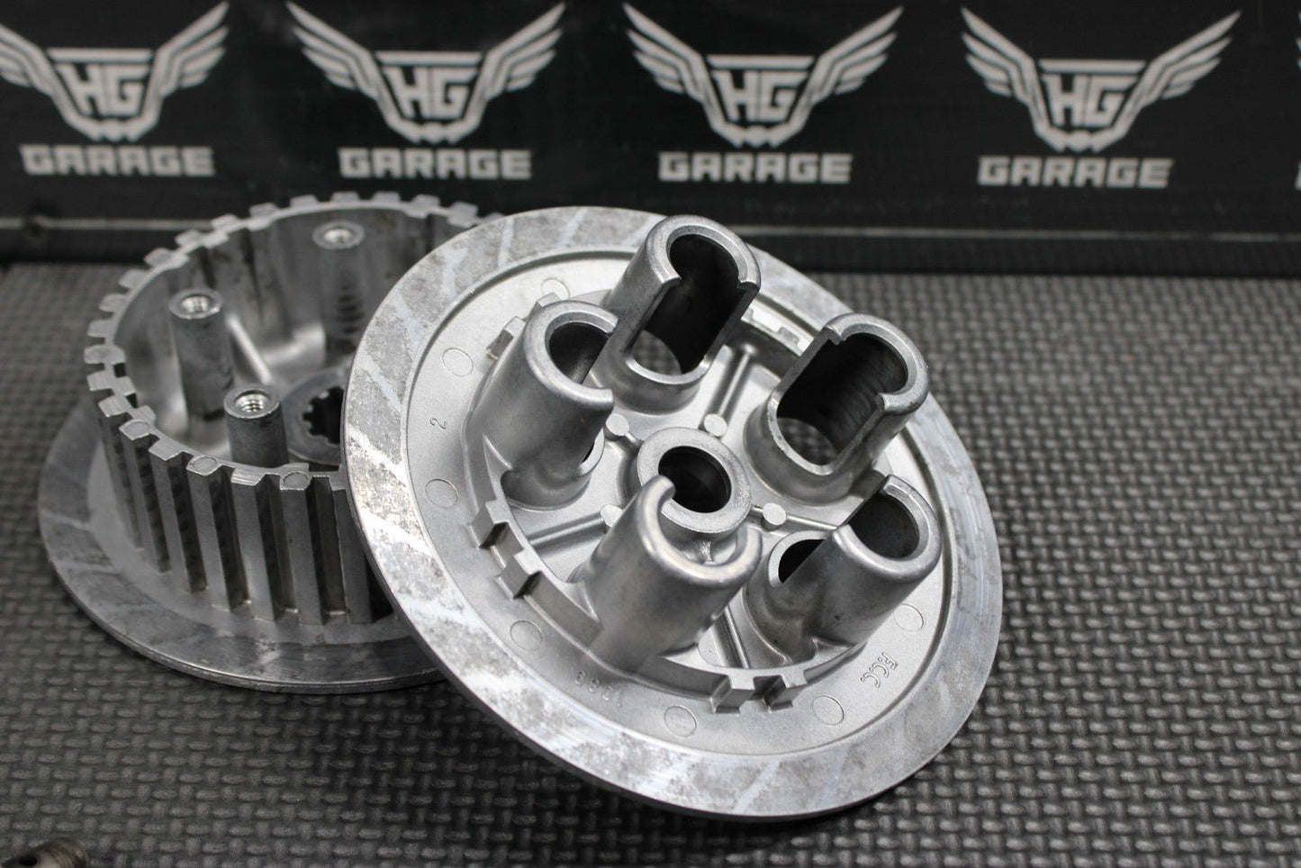 2014 KAWASAKI 10 - 14 KX250F OEM COMPLETE CLUTCH BASKET HUB PRESSURE PLATE - hggarage