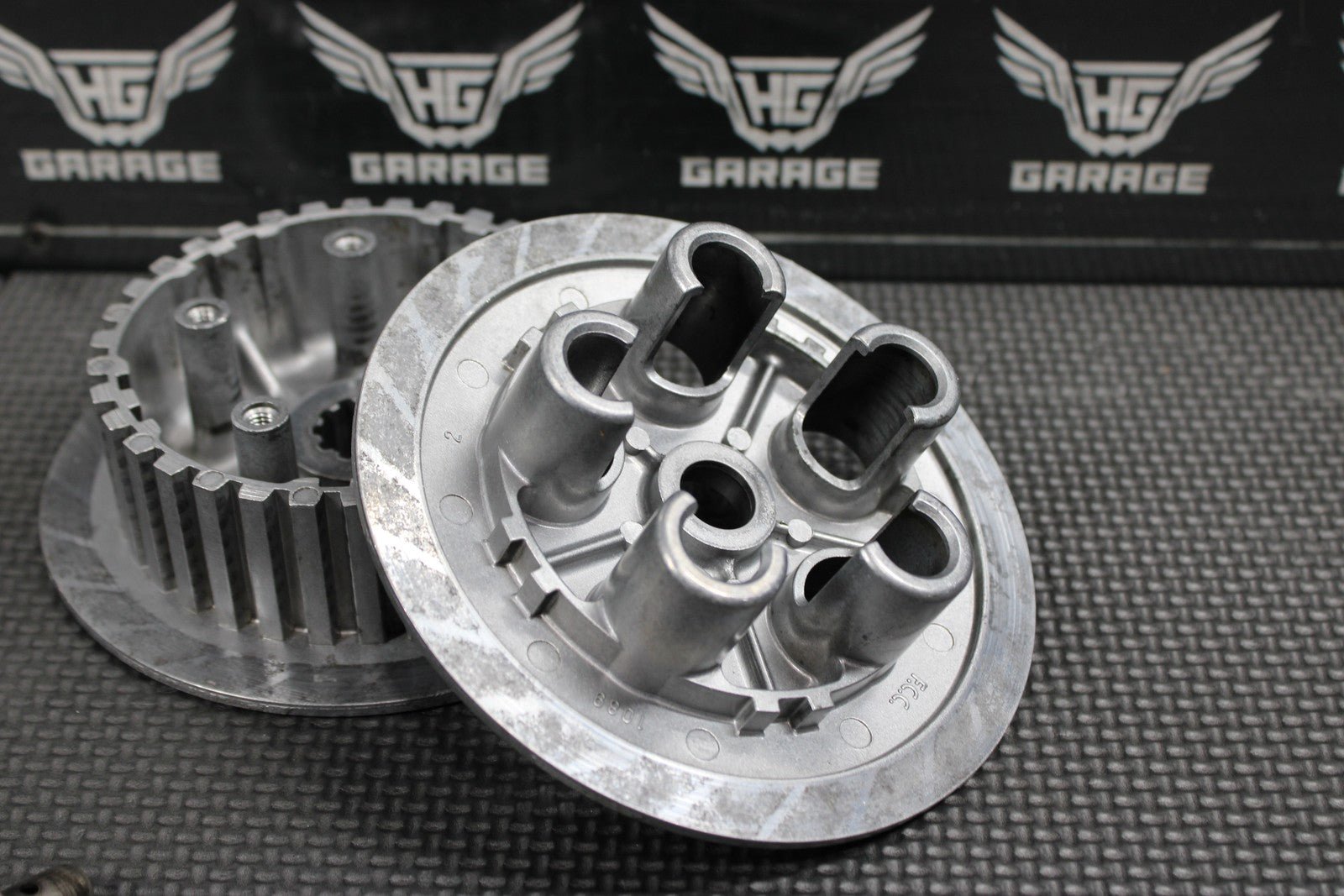 2014 KAWASAKI 10 - 14 KX250F OEM COMPLETE CLUTCH BASKET HUB PRESSURE PLATE - hggarage