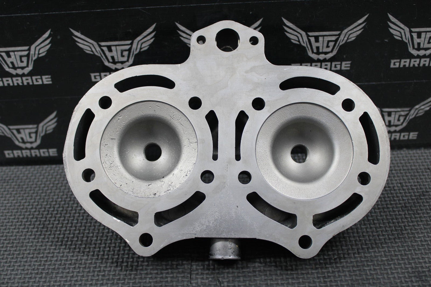 2001 87 - 06 YAMAHA BANSHEE YFZ350 OEM CYLINDER HEAD CAP DOMES 2GU - 11111 - 00 - 0 - hggarage