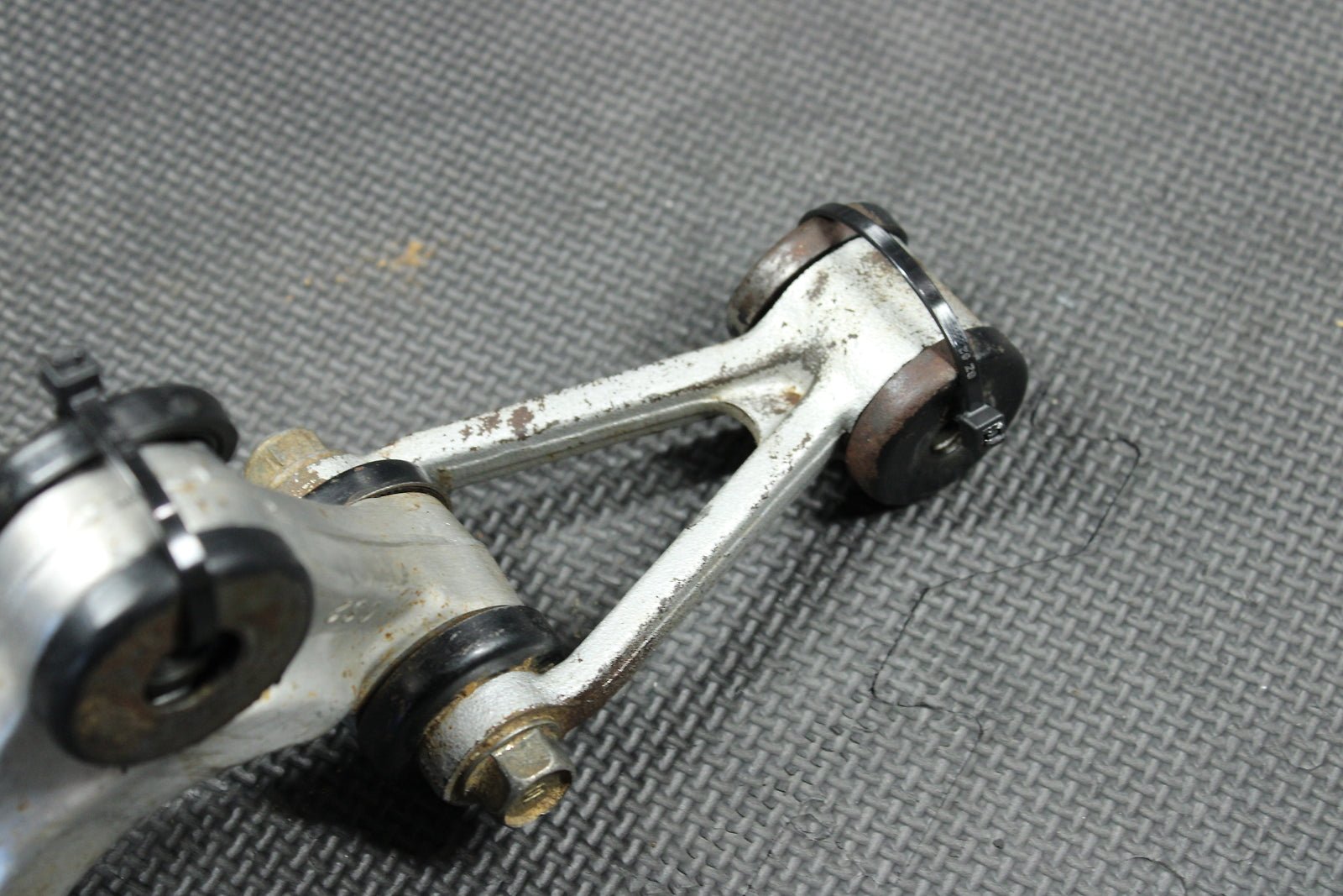 1993 Honda CR80R OEM Rear Shock Linkage Links 52460 - GS2 - 700 52470 - GS2 - 700 - hggarage