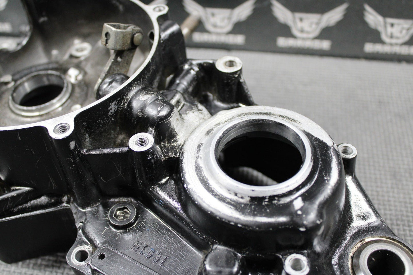 1988 HONDA CR250R OEM LEFT ENGINE MOTOR CRANKCASE CRANK CASE 112A0 - KS7 - 831 NICE! - hggarage