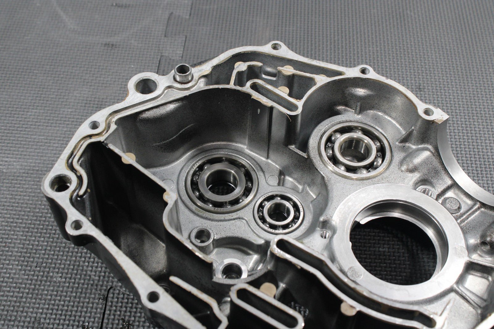 1987 YAMAHA TW200 OEM LEFT RIGHT ENGINE MOTOR CRANKCASE CRANK BLOCK SET GOOD! - hggarage