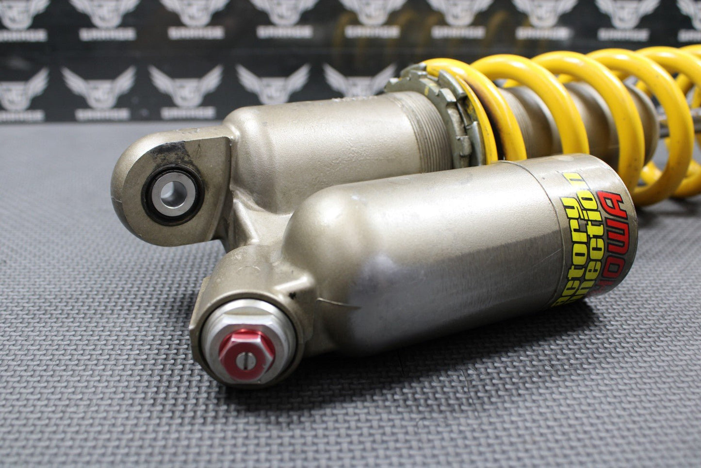 2005 HONDA CRF450R OEM REAR BACK SHOCK ABSORBER SUSPENSION 52400 - MEN - 731 GOOD! - hggarage