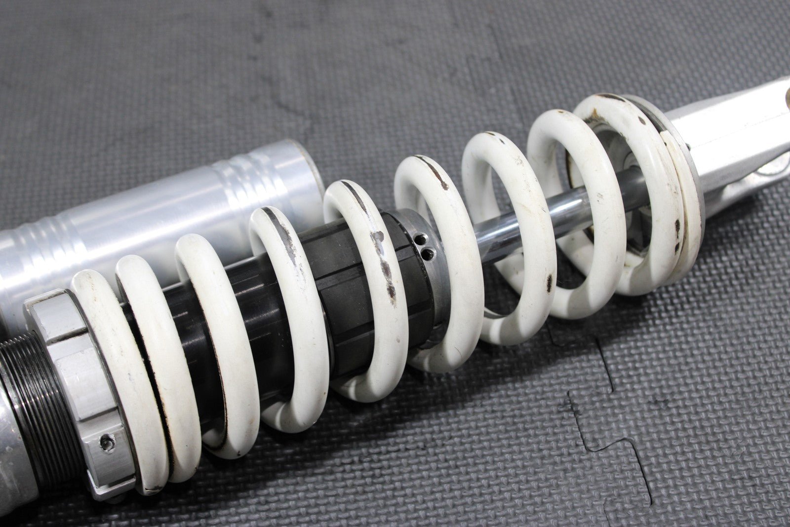 2001 KTM 400 EXC OEM MONOSHOCK PDS REAR BACK SHOCK ABSORBER SUSPENSION 1218V732 - hggarage