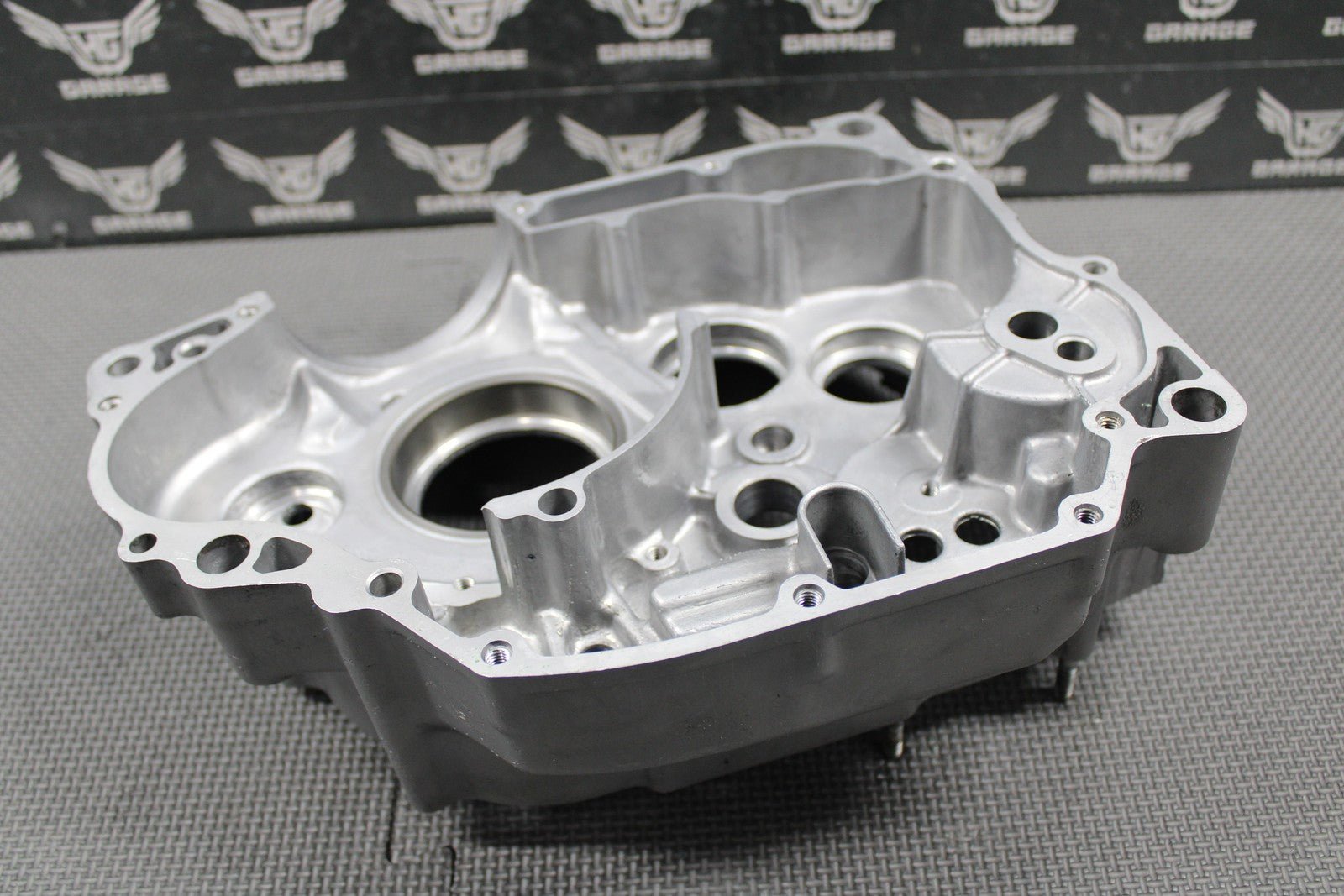 1991 HONDA 90 - 95 XR250R OEM RIGHT ENGINE CRANKCASE CRANK CASE 11100 - KZ1 - 671 MINT - hggarage