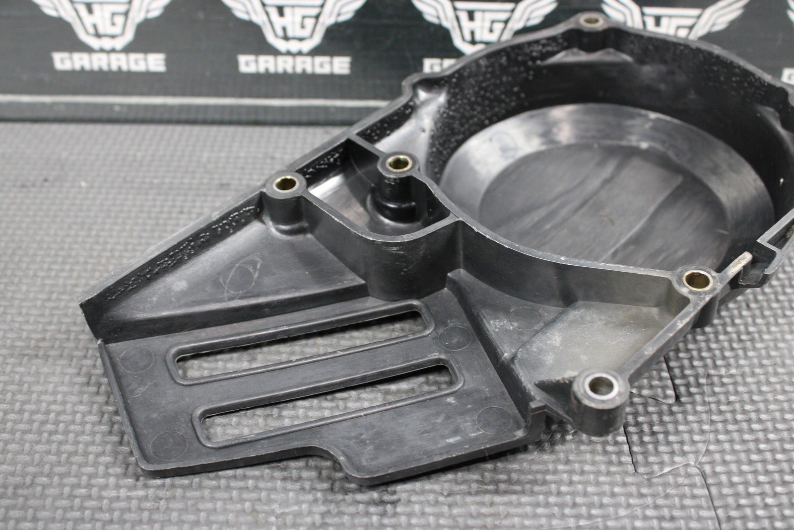 1997 YAMAHA RT100 92 - 00 OEM ENGINE MOTOR STATOR GENERATOR MAGNETO COVER - hggarage