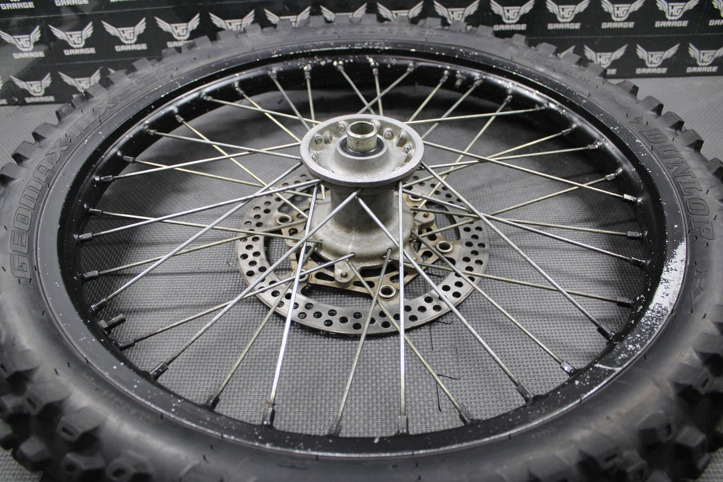 2005 YAMAHA 02 - 05 YZ125 YZ250 OEM EXCEL FRONT WHEEL RIM HUB TIRE 5NY - 25111 - 00 - 00 - hggarage
