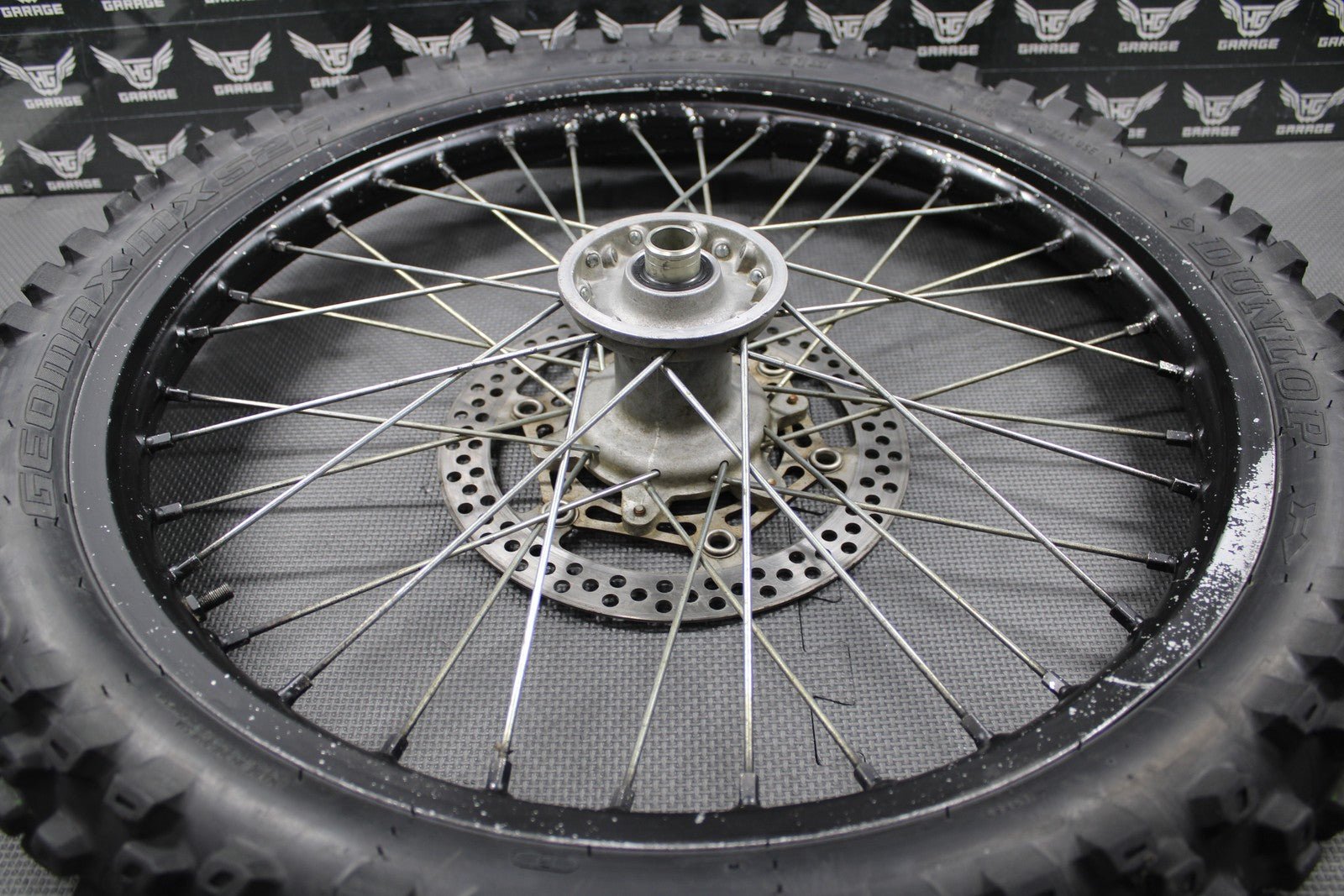 2005 YAMAHA 02 - 05 YZ125 YZ250 OEM EXCEL FRONT WHEEL RIM HUB TIRE 5NY - 25111 - 00 - 00 - hggarage