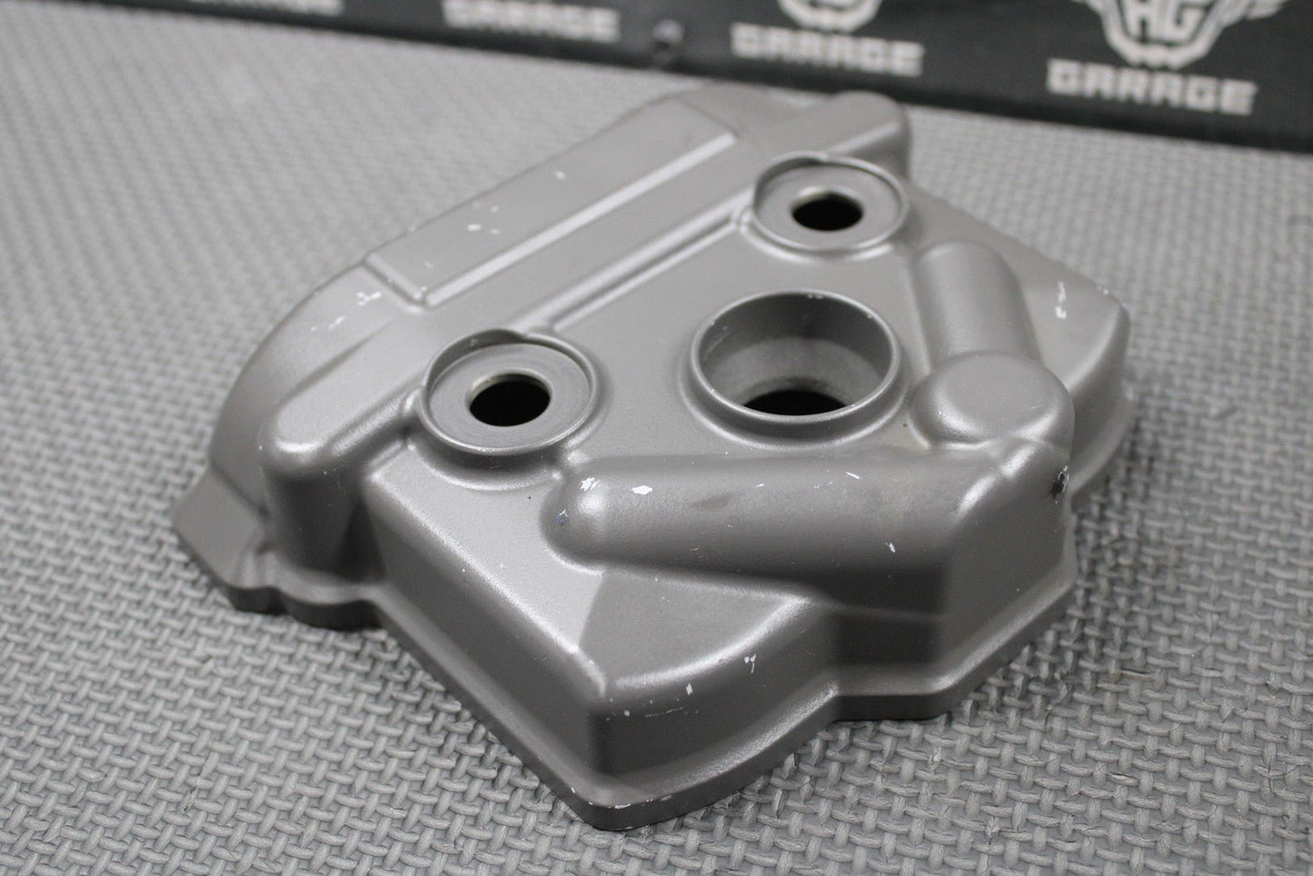 2019 SUZUKI 17 - 25 RMZ250 OEM CYLINDER HEAD VALVE COVER W BOLTS 11171 - 49H01 - hggarage