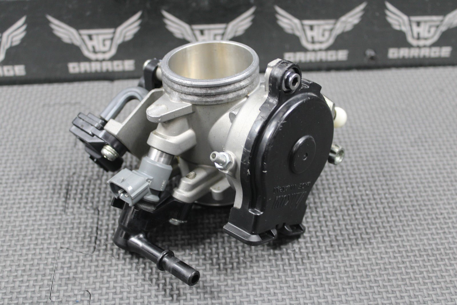 2020 YAMAHA 19 - 21 YZ250F OEM MIKUNI FUEL INJECTOR THROTTLE BODY B7B - 13750 - 02 - 00 - hggarage
