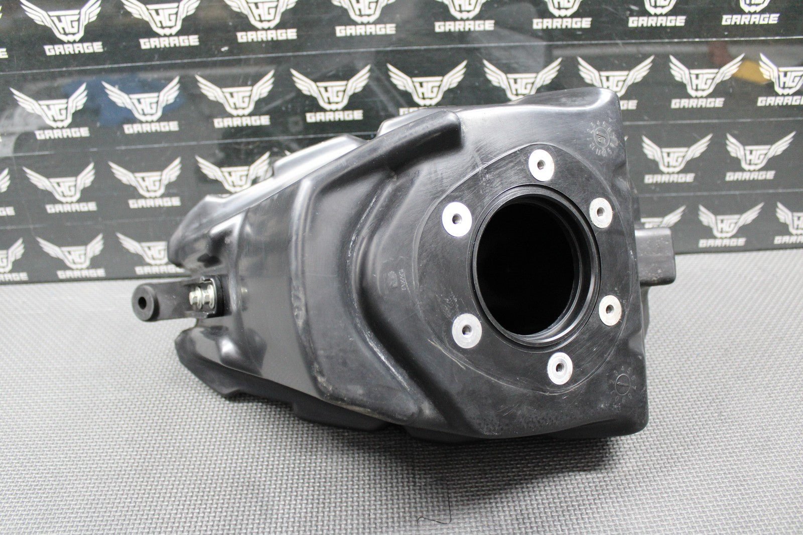 2013 HONDA 10 - 13 CRF250R OEM GAS FUEL TANK CELL PETROL RESERVOIR 17510 - MEN - A50 - hggarage