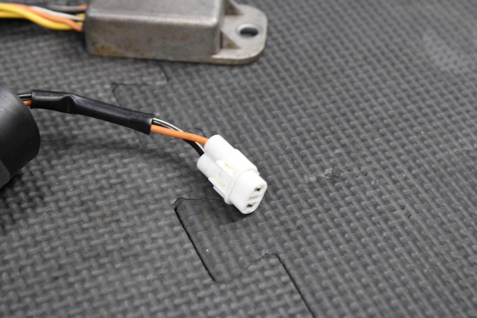 2000 SUZUKI RM125 OEM CONDENSER RECTIFIER CDI HARNESS REGULATOR - hggarage