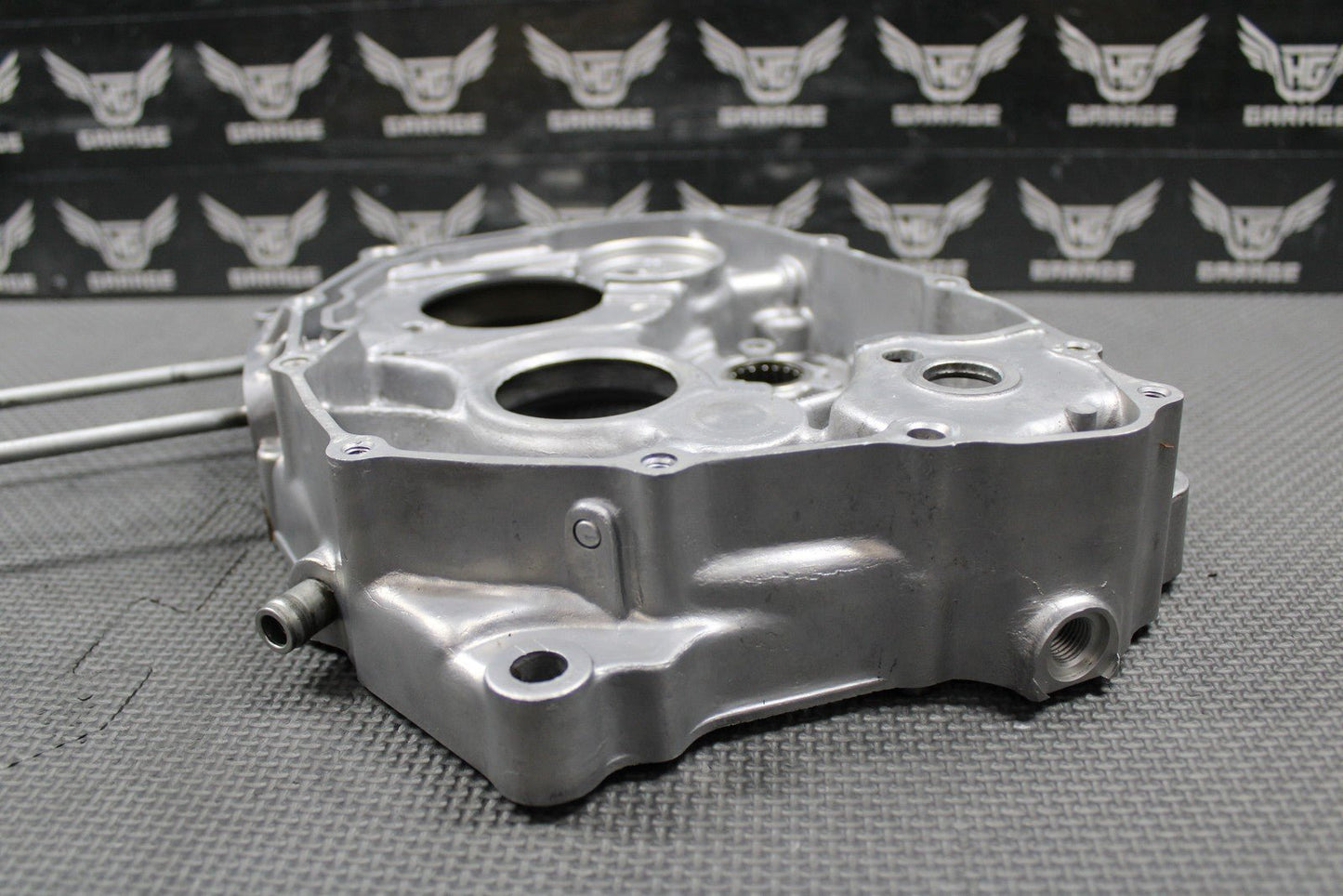 1999 93 - 02 HONDA XR200R OEM RIGHT ENGINE MOTOR CRANKCASE CRANK CASE 11100 - KT0 - 68 - hggarage