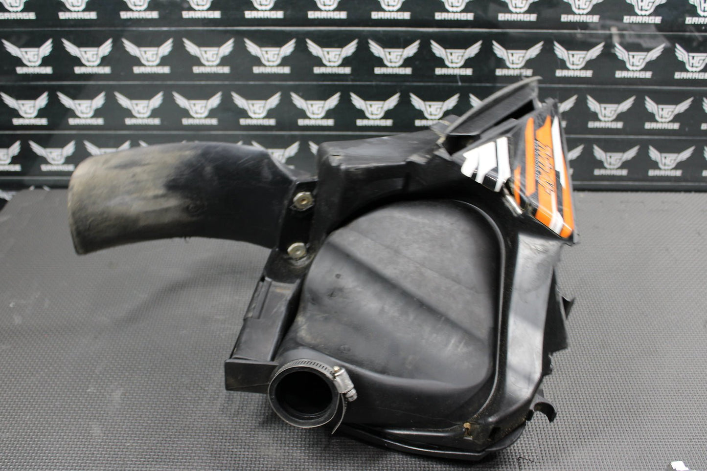 2006 KTM 85SX OEM AIRBOX INTAKE AIR CLEANER CASE 47006001051 - hggarage