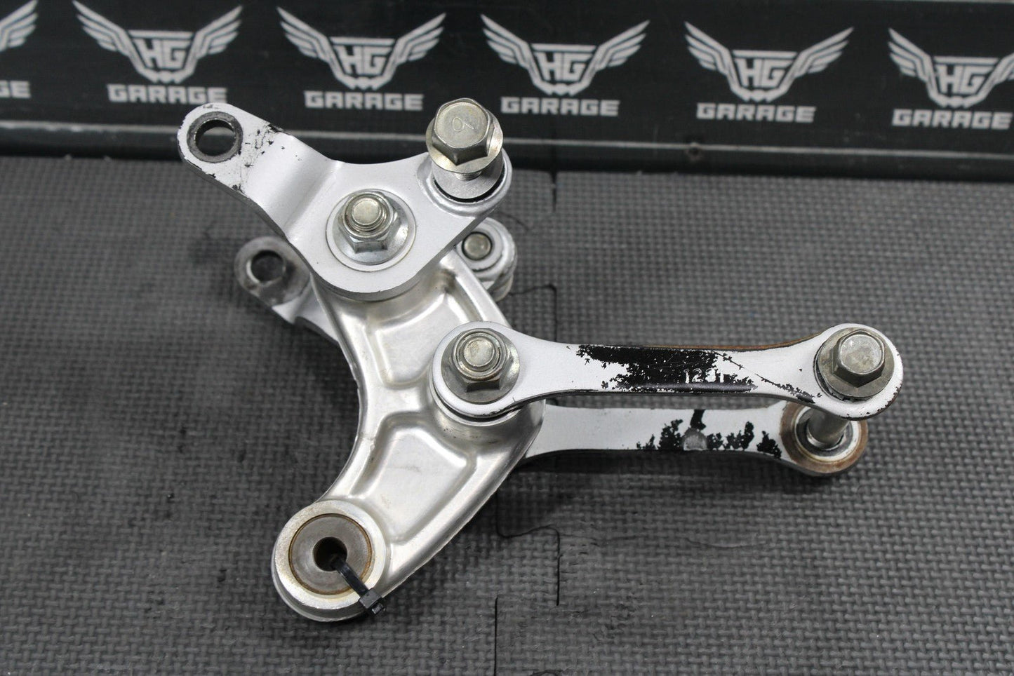 2012 KAWASAKI KX85 OEM REAR SHOCK LINKAGE LINKS RELAY ARM DOGBONE 32037 - 1553 - hggarage
