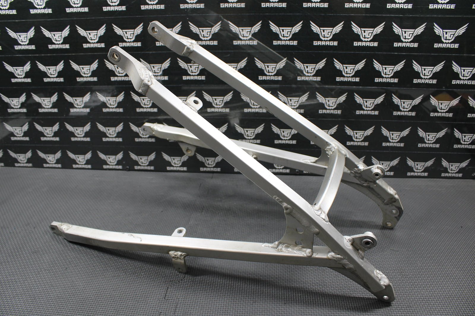 2000 SUZUKI 00 - 04 DRZ400 OEM REAR BACK SUB FRAME SUBFRAME SEAT RAIL 41200 - 29F00 - hggarage