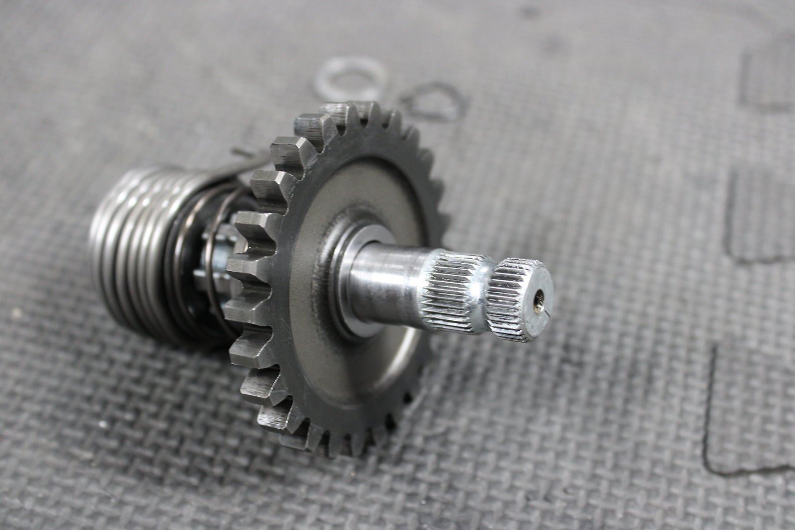 2003 Suzuki RM85 RM85L OEM Kickstart Kick Start Shaft W Idler Gear 26211 - 02B04 - hggarage