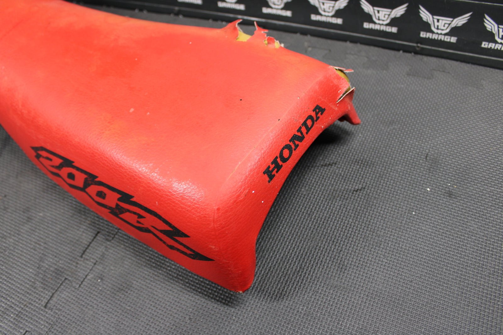 1998 HONDA XR200R 1990 1991 / 93 - 02 OEM SEAT SADDLE 77200 - KT0 - A50ZA - hggarage