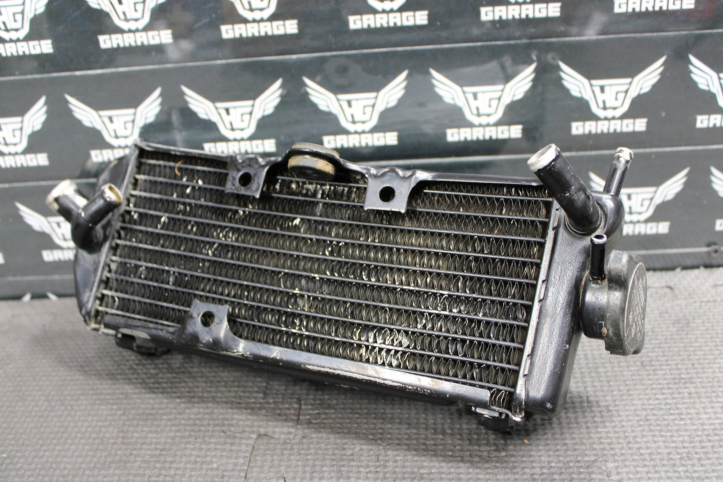 1995 93 - 95 SUZUKI RM250 OEM RIGHT FILL SIDE RADIATOR COOLER RADIATOR 17710 - 28E01 - hggarage