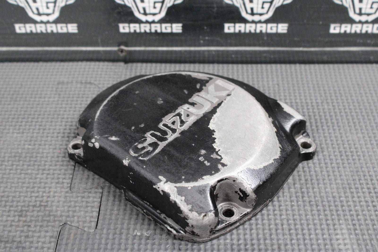 2000 SUZUKI RM125 OEM RIGHT SIDE STATOR GENERATOR MAGNETO COVER 11351 - 36F00 - hggarage