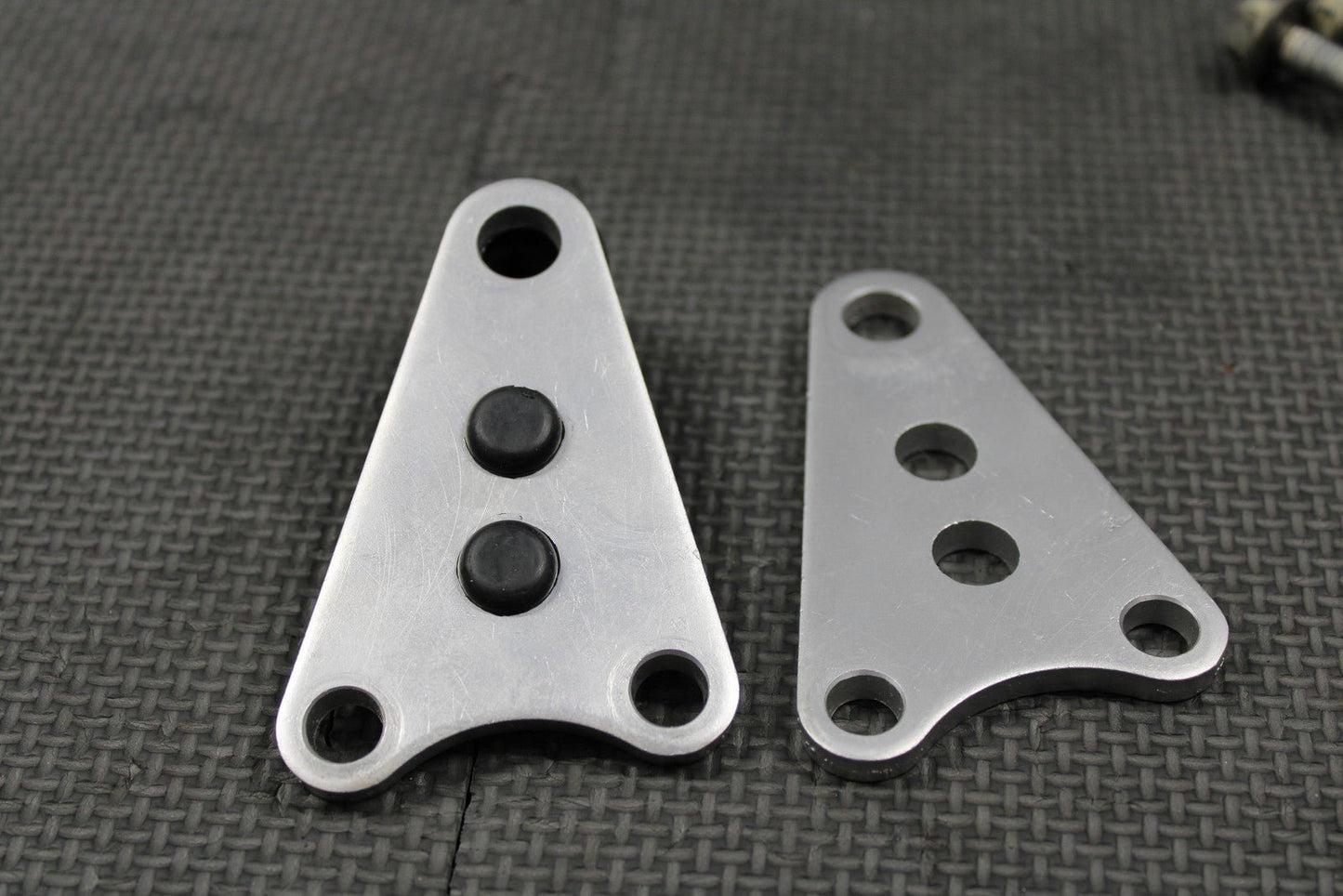 1988 1989 HONDA CR250R 87 - 88 CR500R OEM ENGINE MOTOR MOUNT HEAD HANGER BRACKETS - hggarage