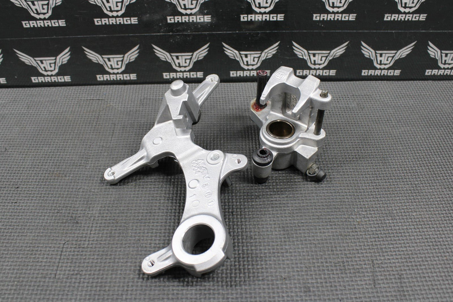 2014 KAWASAKI 04 - 18 KX250F OEM NISSIN REAR BACK BRAKE CALIPER 43080 - 0230 GOOD! - hggarage