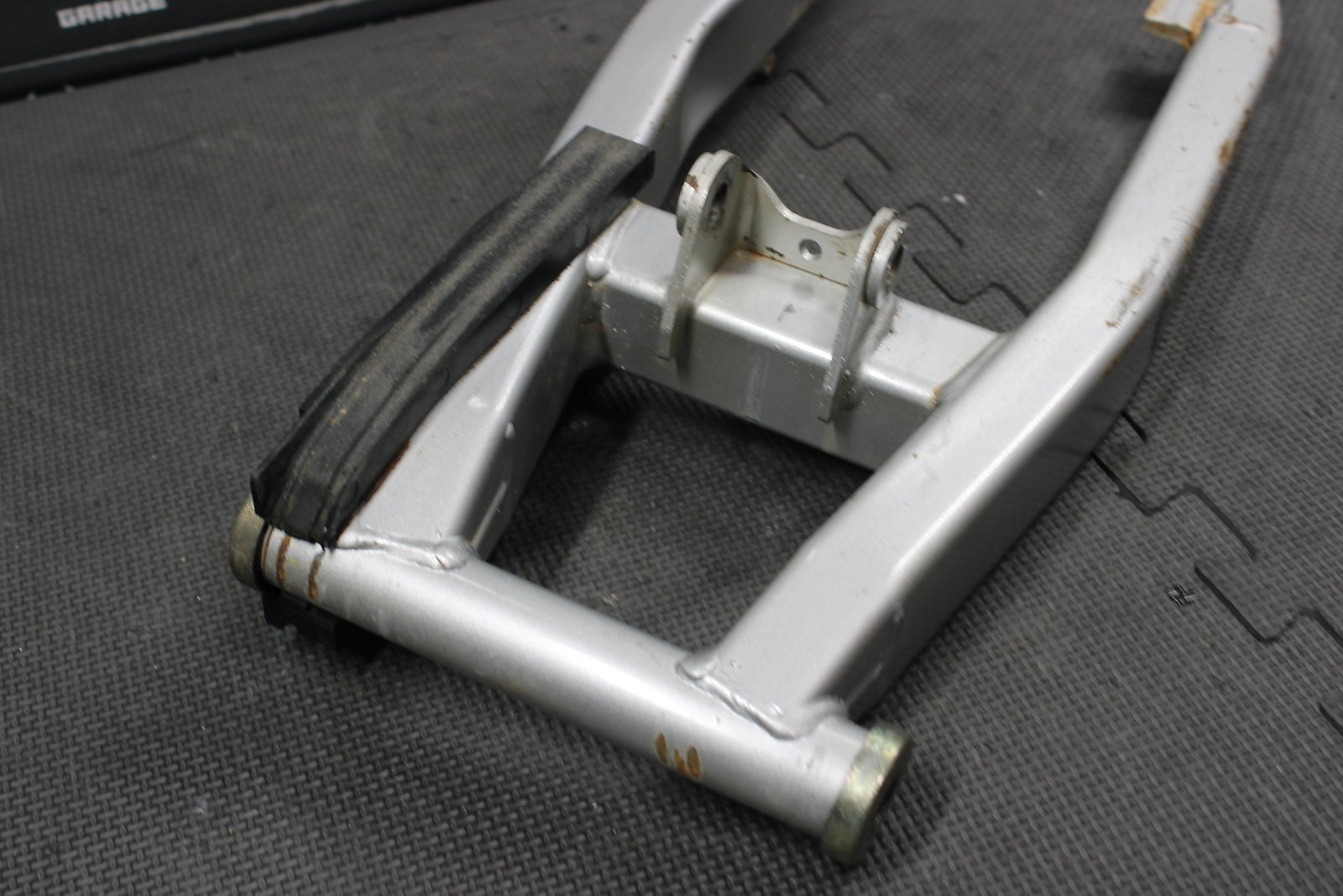 2003 Yamaha TTR125 TTR125E Small Wheel OEM Swingarm Swing Arm Suspension Arm - hggarage