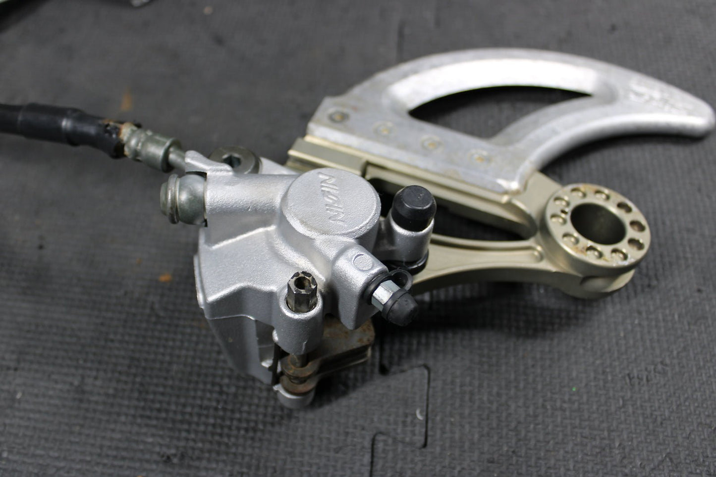 2007 YAMAHA YZ250F YZ450F OEM NISSIN REAR BACK BRAKE CALIPER MASTER CYLINDER LEV - hggarage