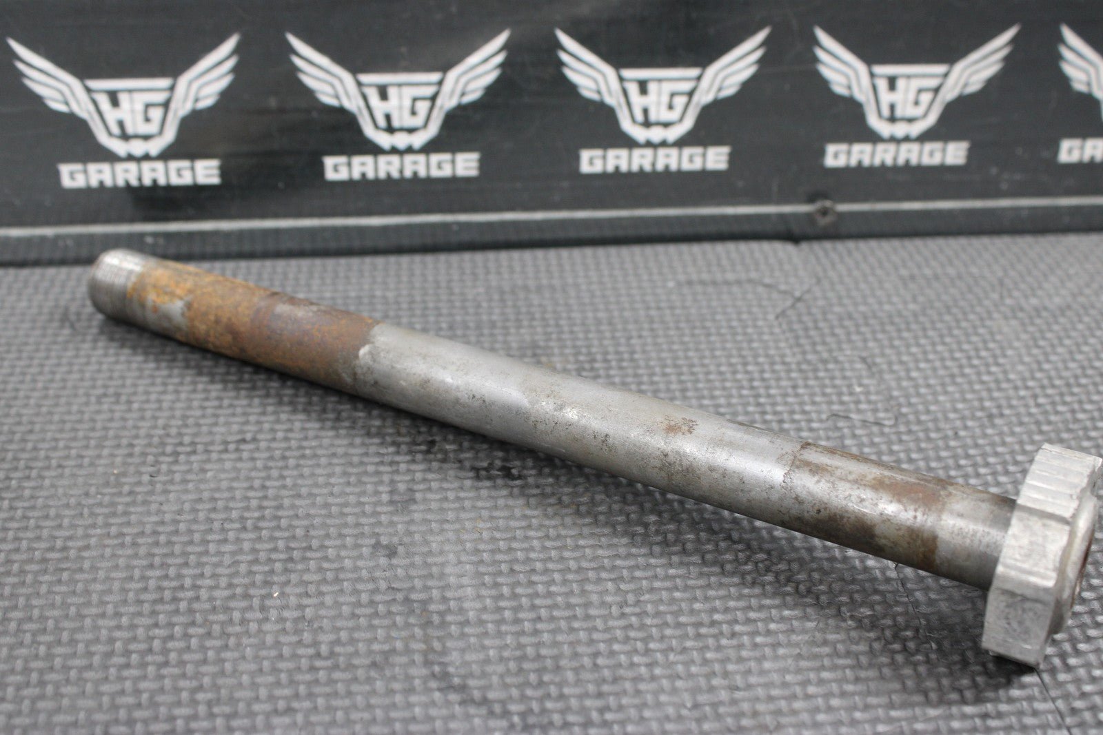 2000 KTM 250 EXC OEM REAR AXLE BACK WHEEL RIM PIVOT BOLT AXEL 77310085044 - hggarage