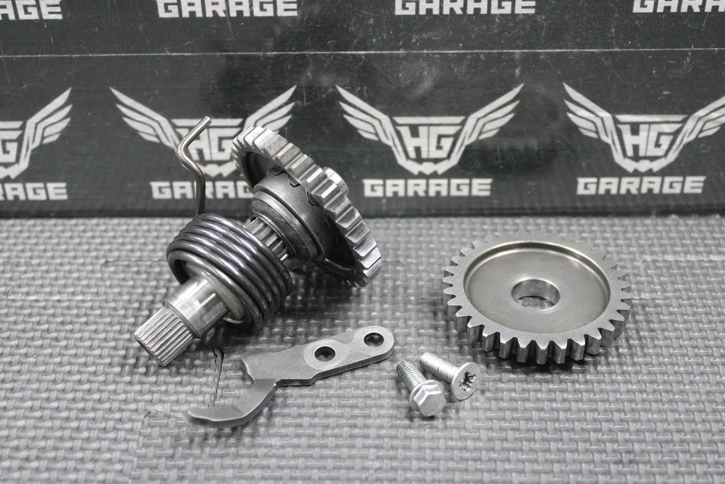 2015 KAWASAKI KX85 KX100 OEM KICKSTART KICK START SHAFT W IDLER GEAR 13066 - 1097 - hggarage