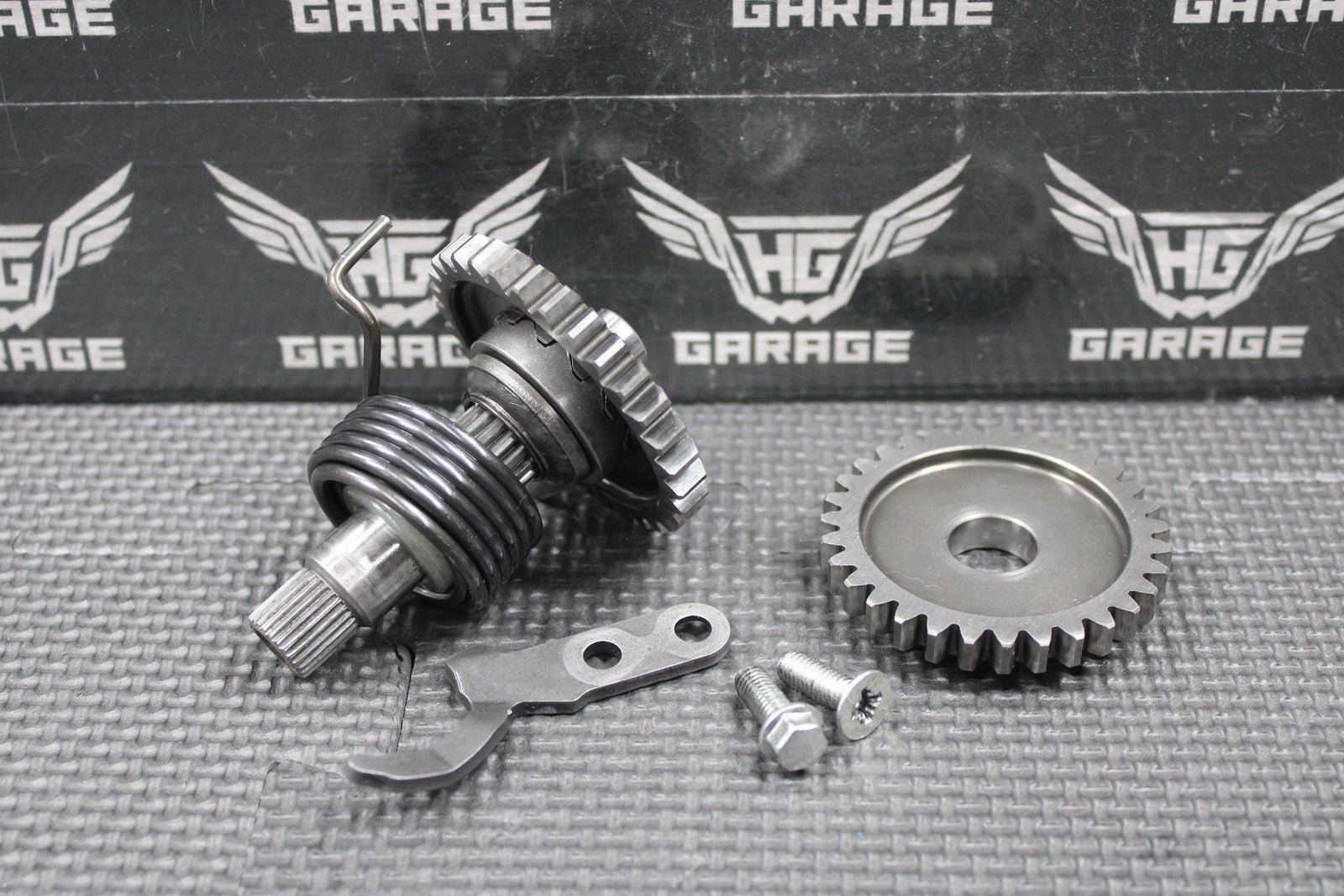 2015 KAWASAKI KX85 KX100 OEM KICKSTART KICK START SHAFT W IDLER GEAR 13066 - 1097 - hggarage