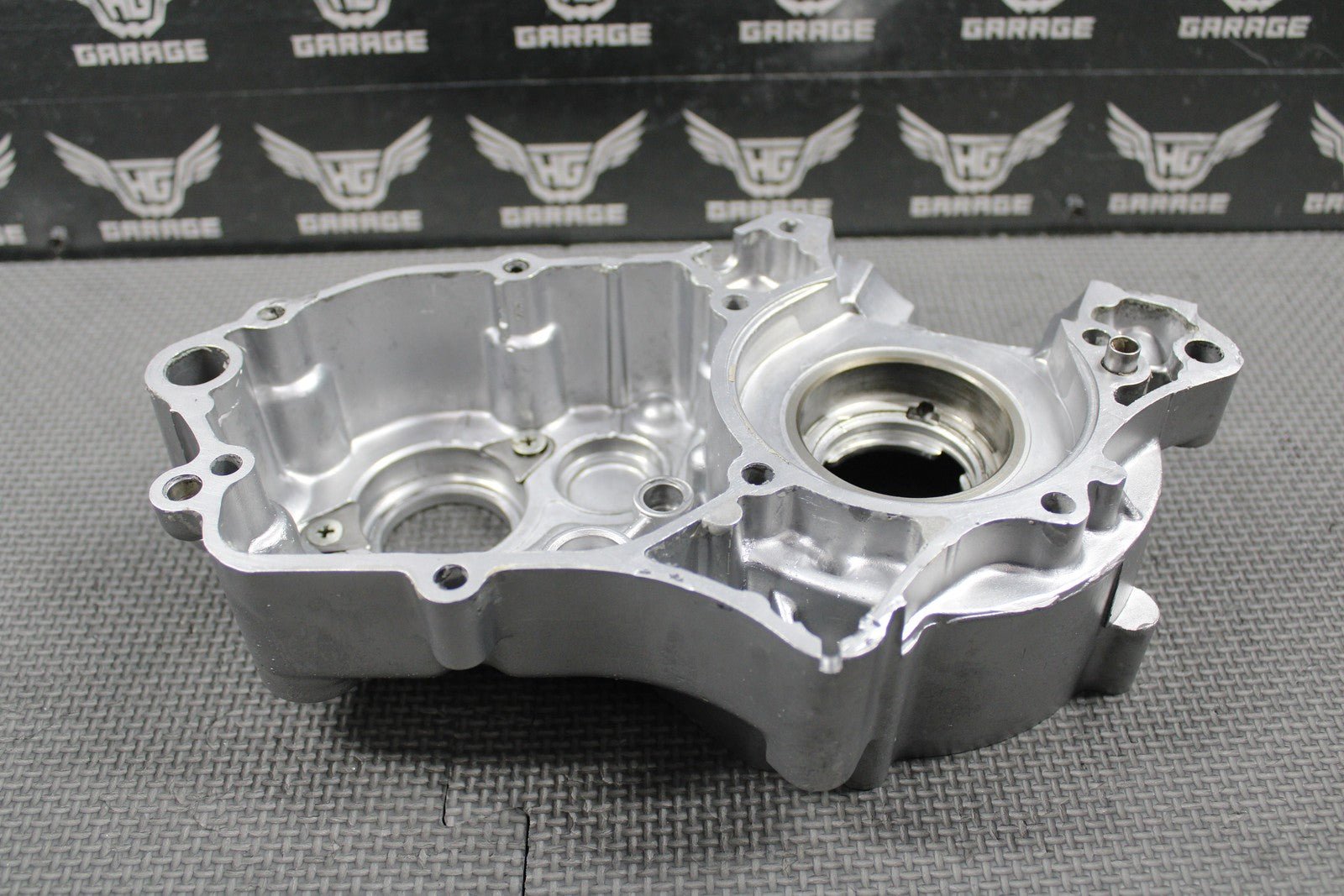 2015 KAWASAKI 14 - 21 KX85 KX100 OEM LEFT ENGINE CRANKCASE CRANK CASE 14001 - 0737 - hggarage